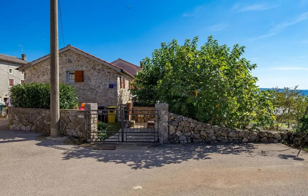 Pet Friendly Home In Brzac With Wifi