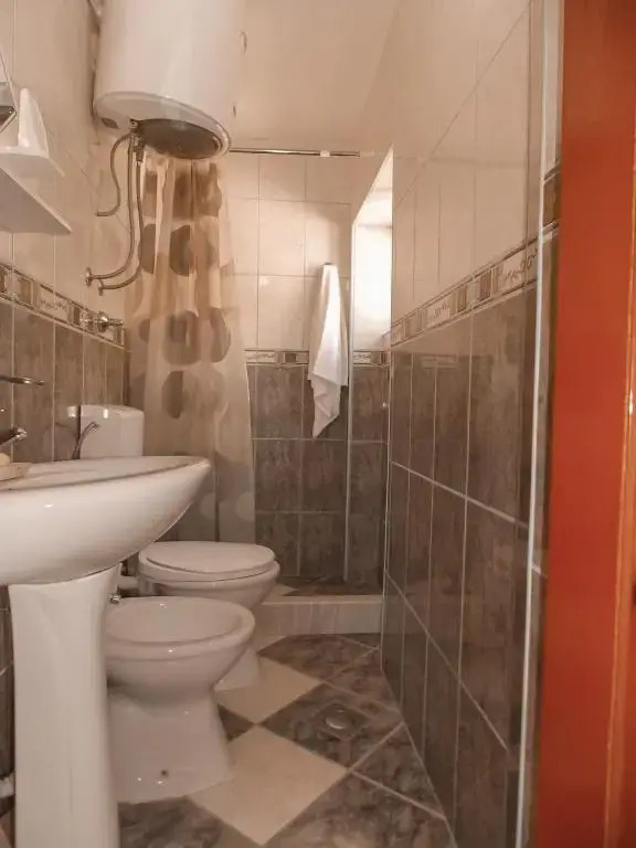 Guest house Naser