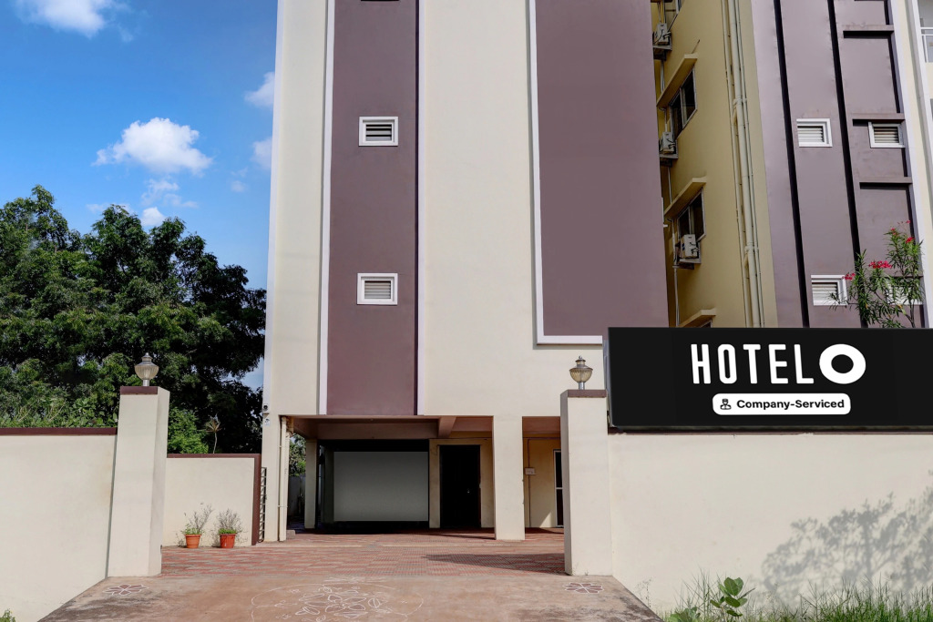 OYO Hotel O Ramaraopet Near Kakinada Beach