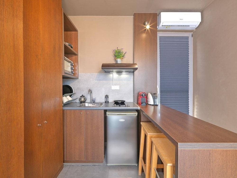 Gazi District Suites
