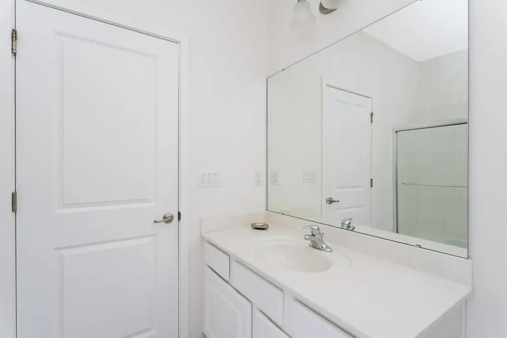Marvelous 4 Bd w Pool Close to Disney Sonoma 2690