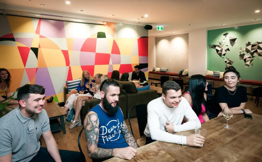 Mad Monkey Hostel Coogee Beach