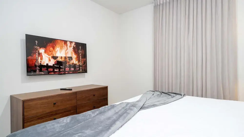 Upstay Family Fun 5BR Retreat w Pool & Games Room