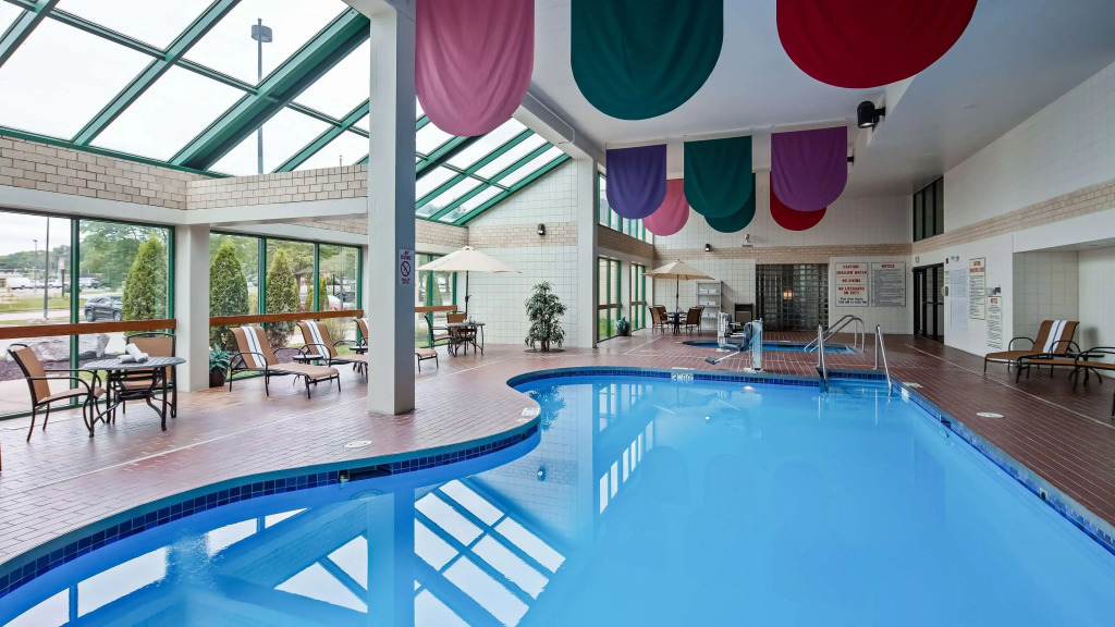 Best Western East Towne Suites