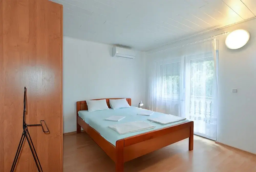 Apartment 1631
