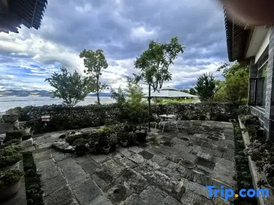 Qinmo Homestay