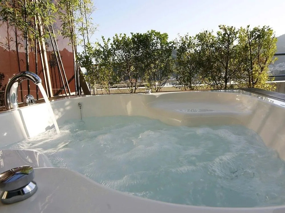 Atami Season Hotel