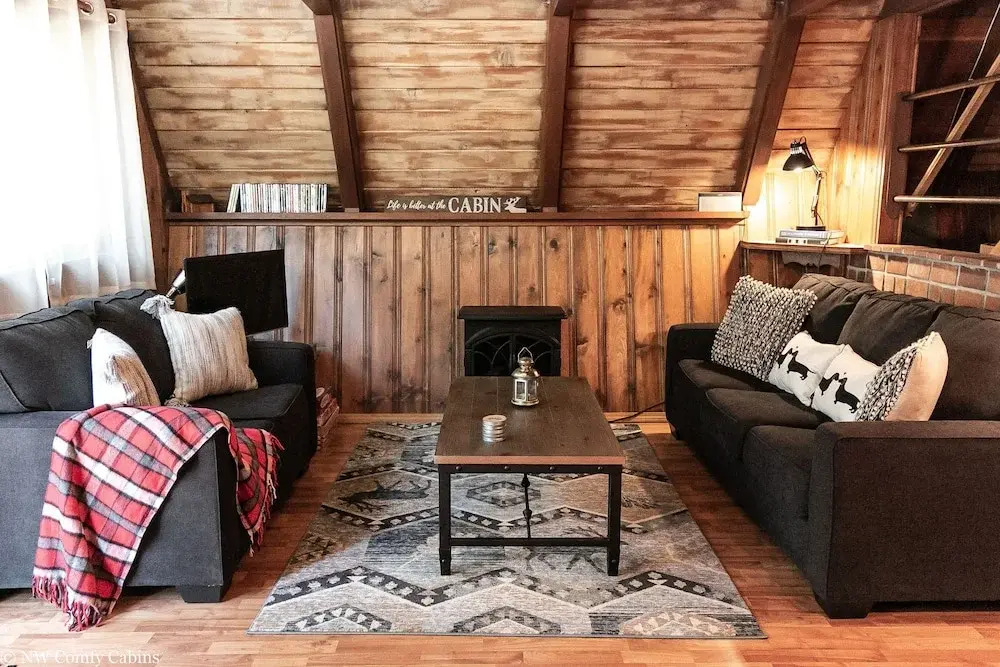 The Simple Life Cabin Apartment 2