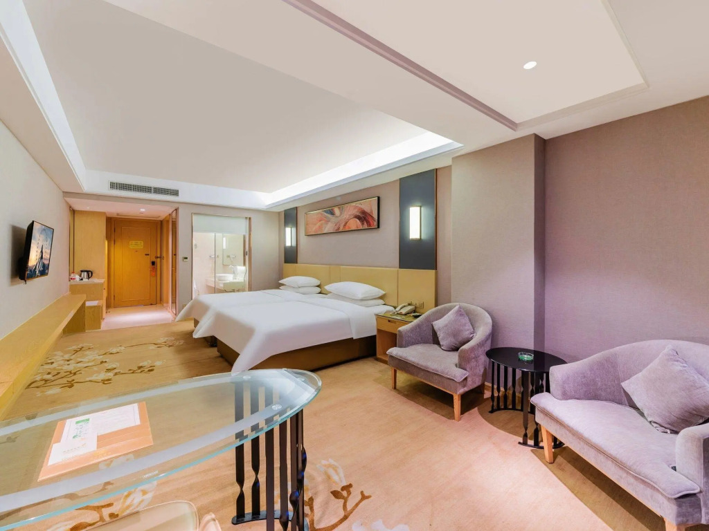 Vienna Hotel Guangdong Zhongshan Xiaolan High-Speed Railway Station