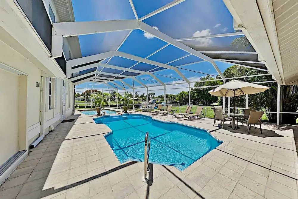 1458viki 7 Bedroom Home