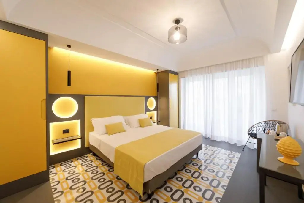 Akyra suites