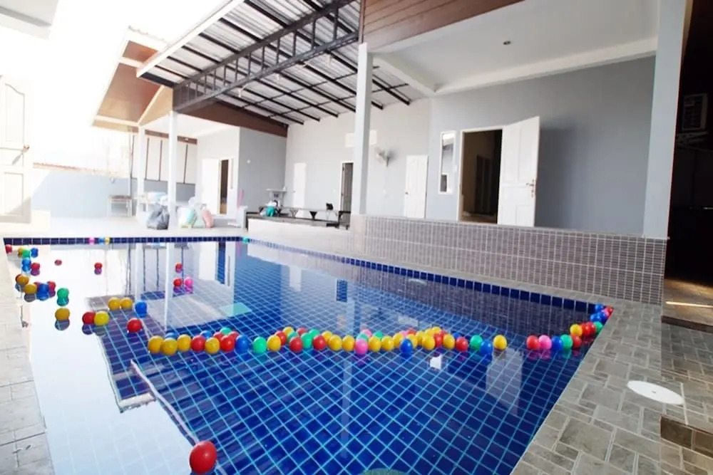 บ้านพาขวัญ พูลวิลล่า หัวหิน - 2 ห้องนอน พัก 10-15 คน
