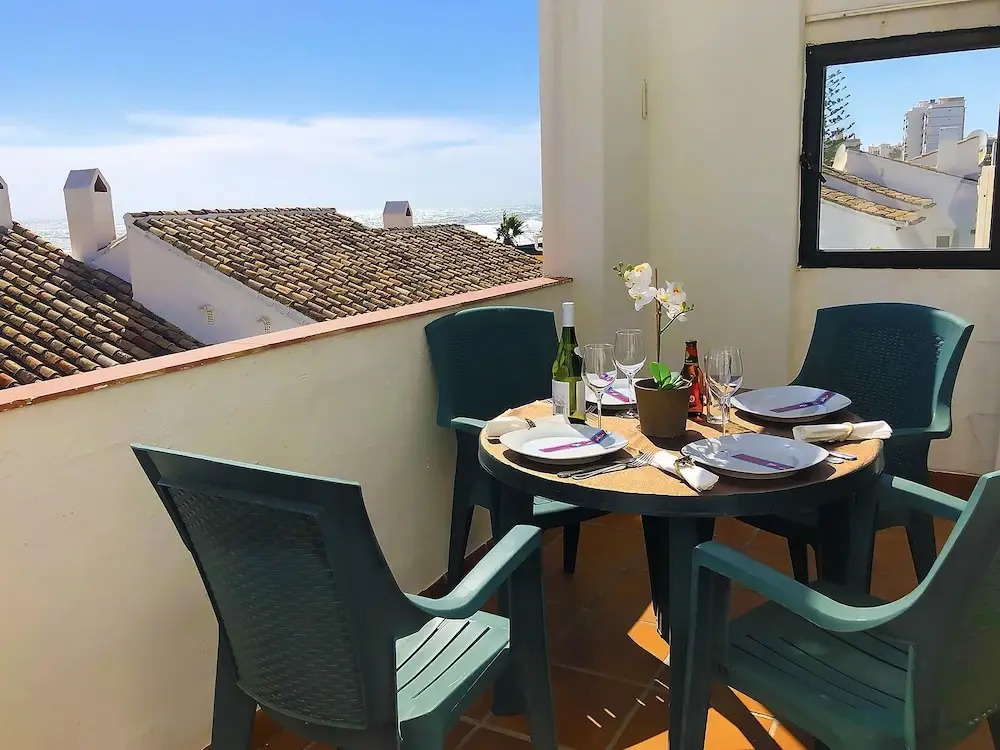 Dona Lola Miriam - Nice duplex 1 bedroom apartment with open sea views close to restaurants and bars between Marbella and Fuengirola - Costa del Sol - CS166