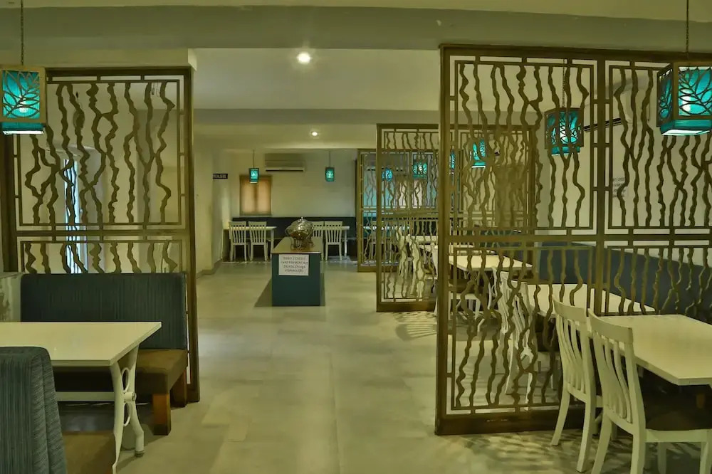 Chitra Lodge