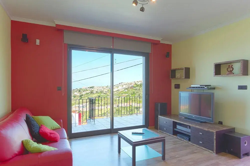 House With 2 Bedrooms in Ponta do Sol, With Wonderful sea View, Furnis