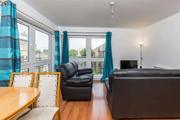 Millharbour Apartments