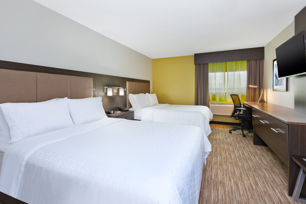 Holiday Inn Express Winnipeg Airport - Polo Park by IHG