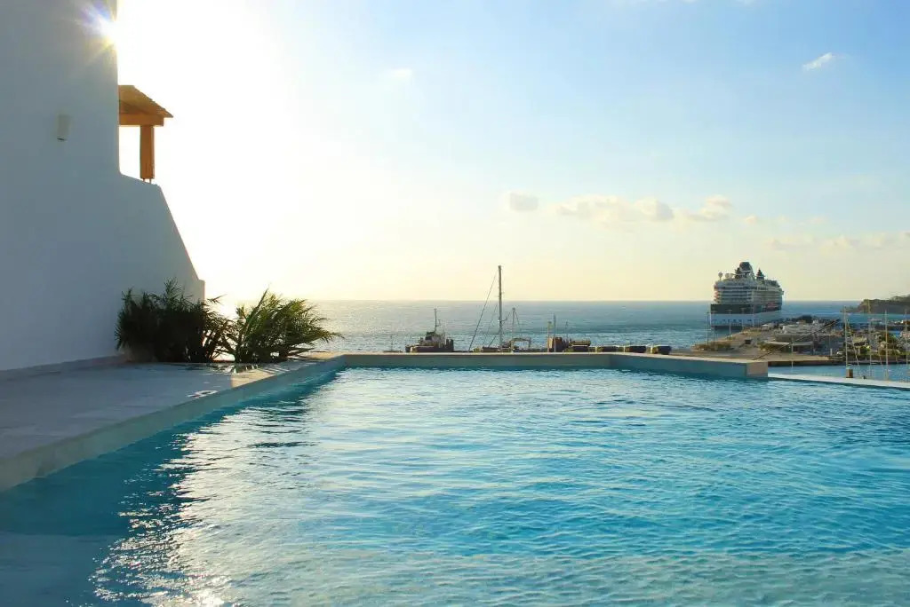 Calistus Mykonos