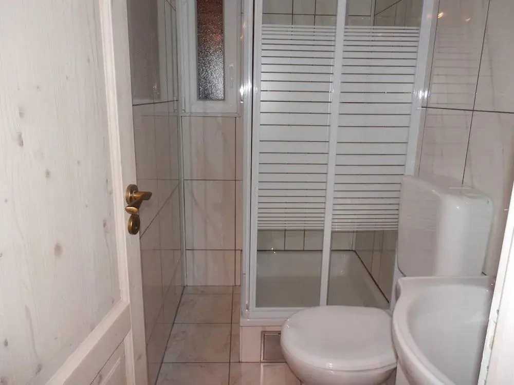 Guest House Tiho