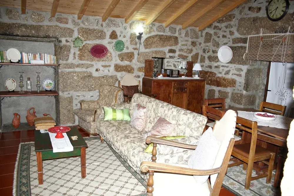 House With 4 Bedrooms in Cota, With Furnished Terrace and Wifi