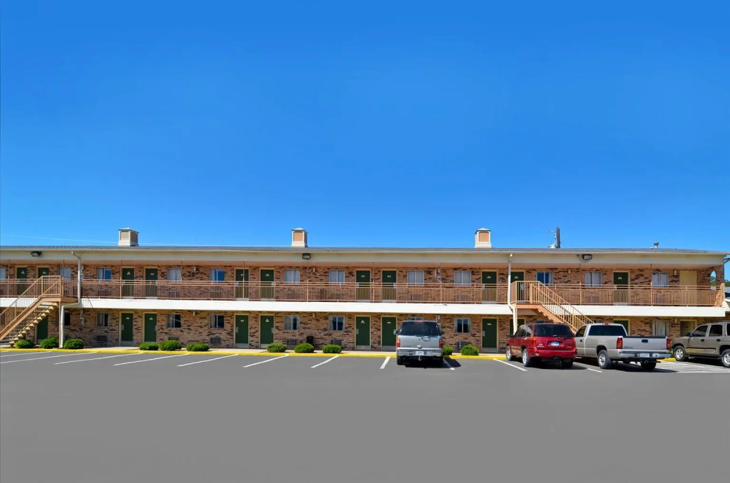 Americas Best Value Inn Crosstimbers