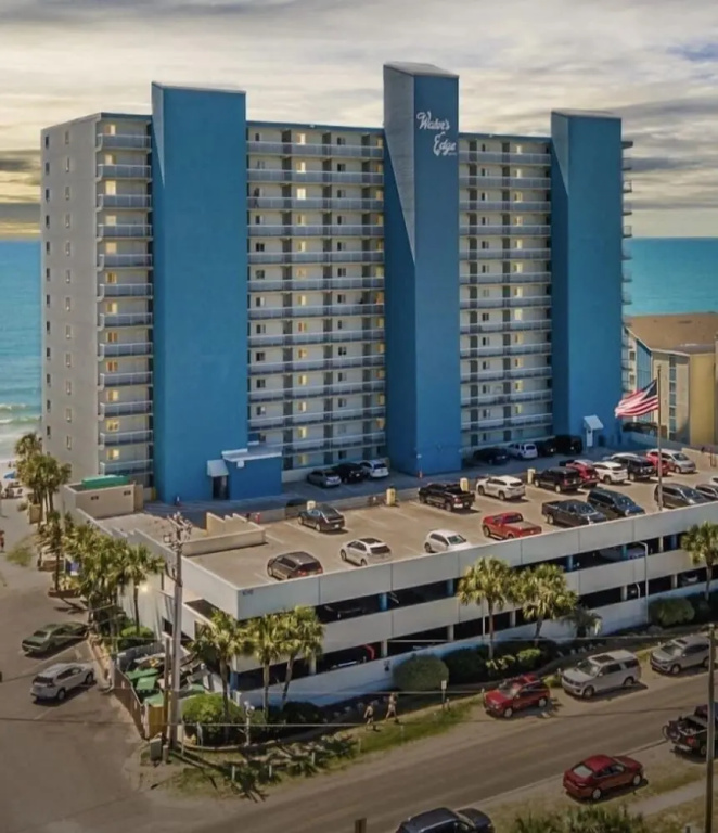 0402 Waters Edge Resort 2 Bedroom Condo by RedAwning