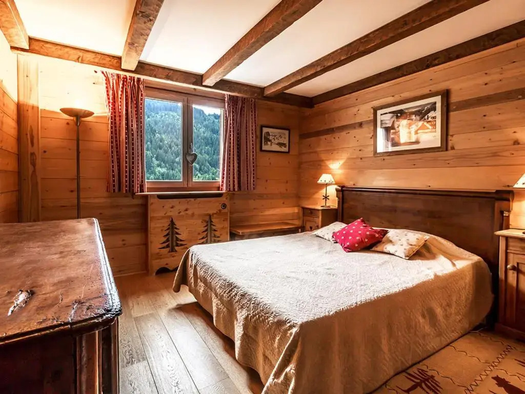 Appartement La Clusaz, 4 pièces, 8 personnes - FR-1-437-18