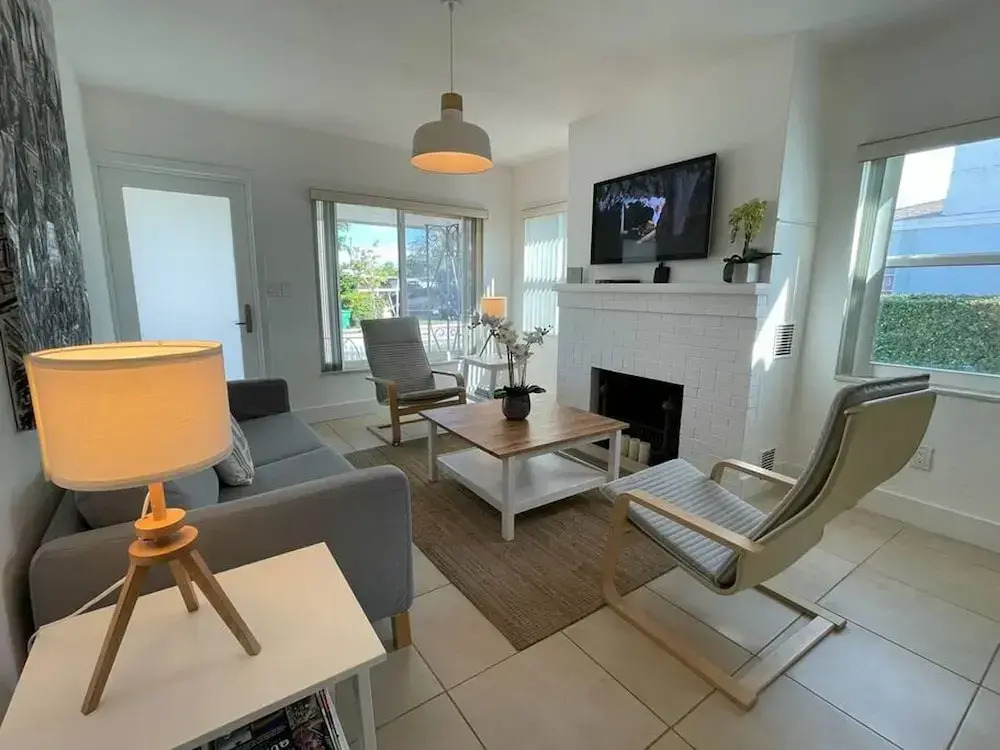 Cozy and super location 2 BR