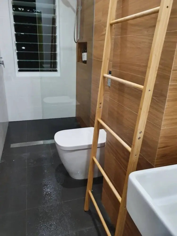 THE Roezetta1 Luxury Stylish Unit, Walk TO City