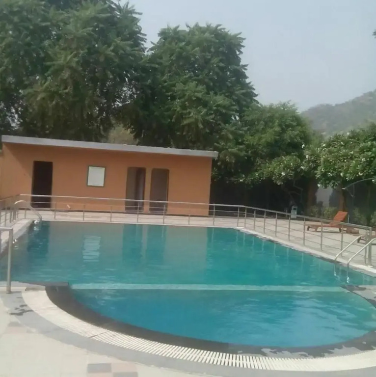 Cambay Sapphire Neemrana
