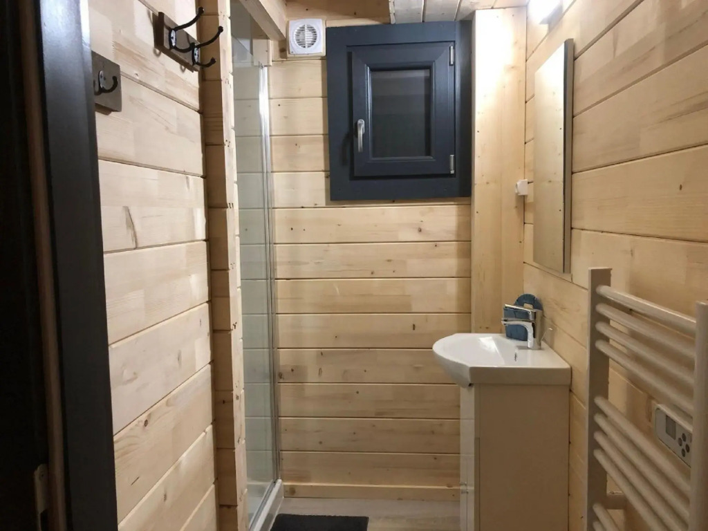 Holiday Home in Saint Laurent en Grandvaux on a Slope