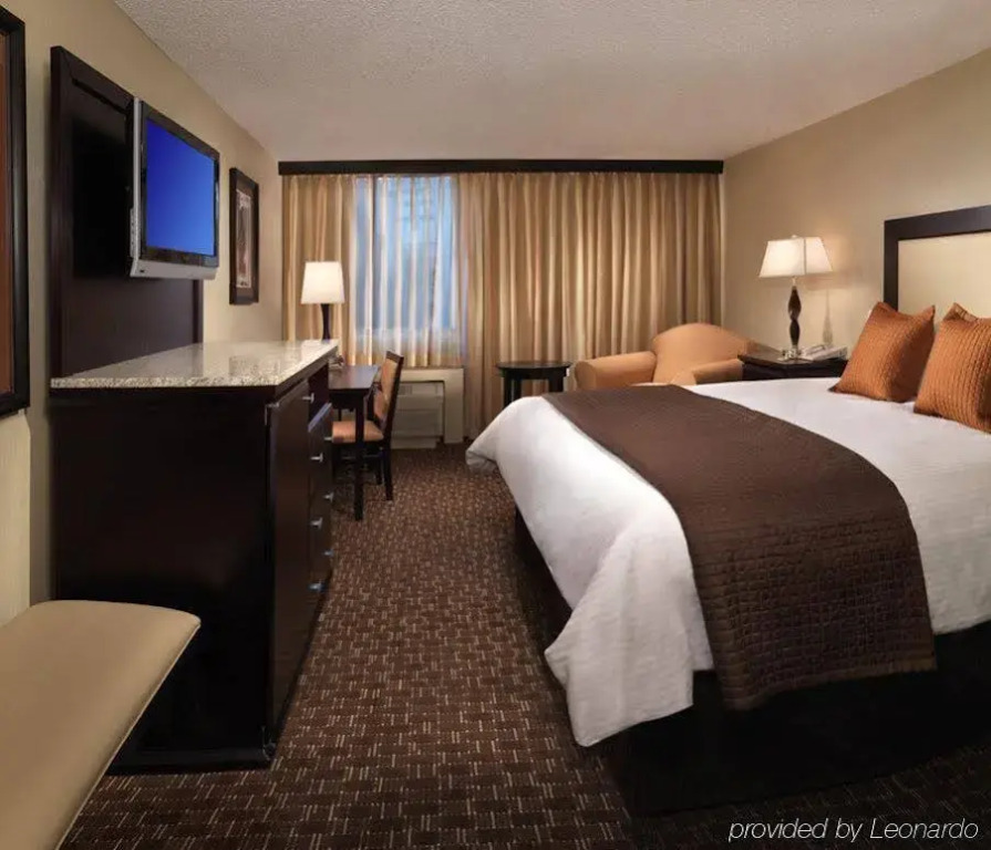Riviera Hotel & Casino