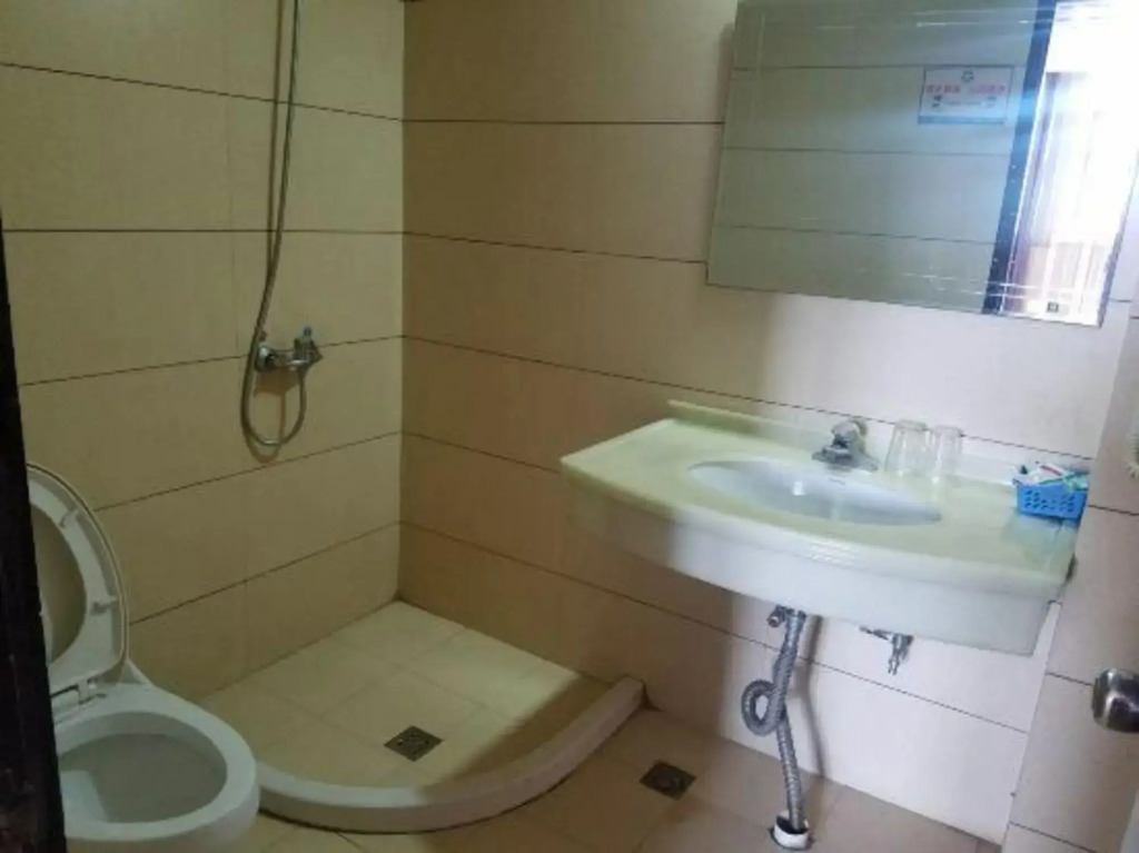 YueQing XiYuan hotel