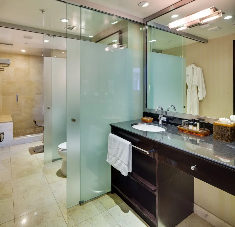 SBV Luxury Ocean Hotel Suites