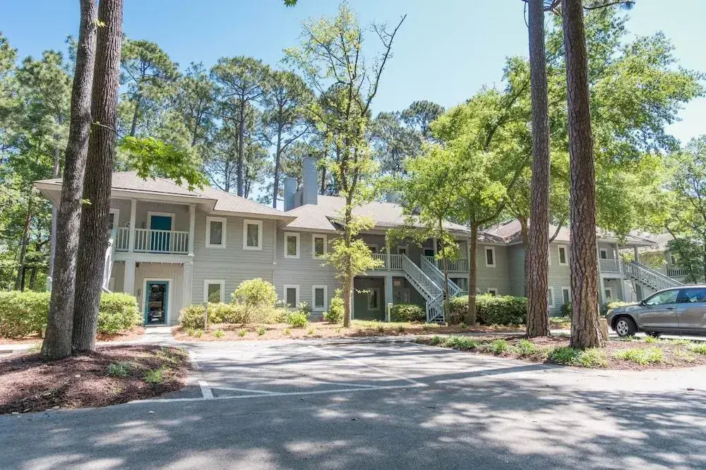 Tidewater Condo 1221-6 by RedAwning