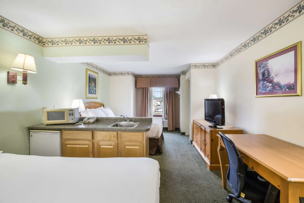 Americas Best Value Inn Three Rivers