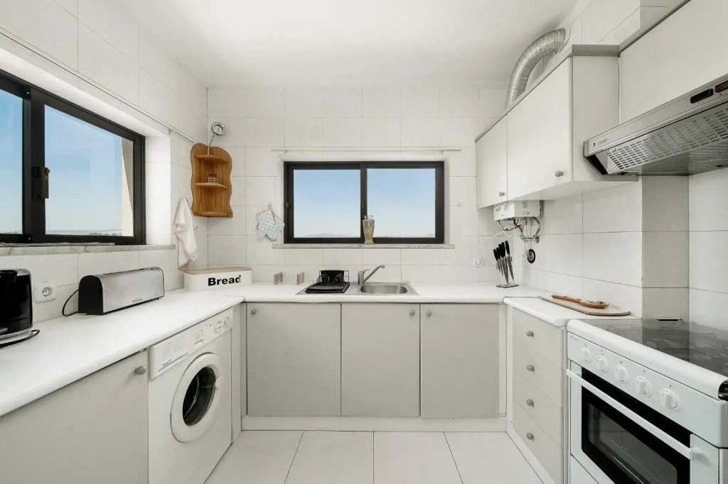 Tropicana Apartment