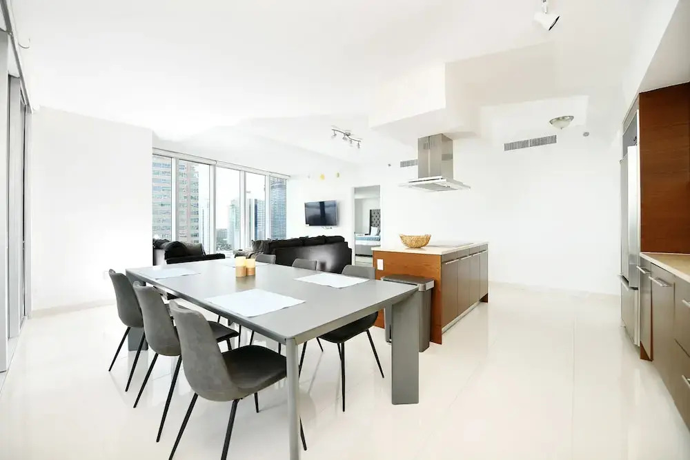 Miami World Rental - Iconbrickell 4810