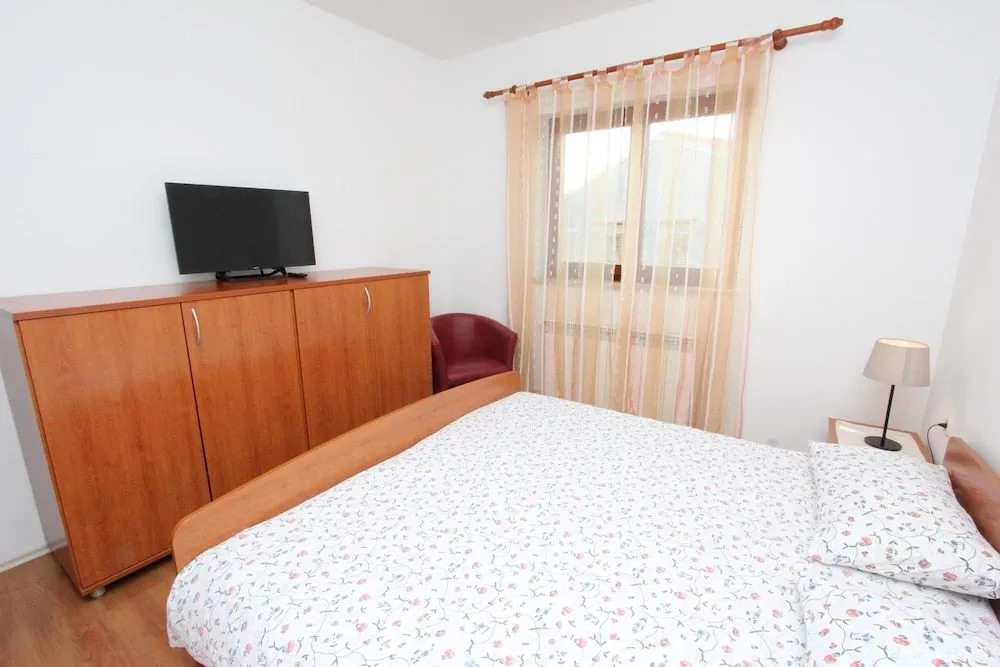 Apartments Mirela