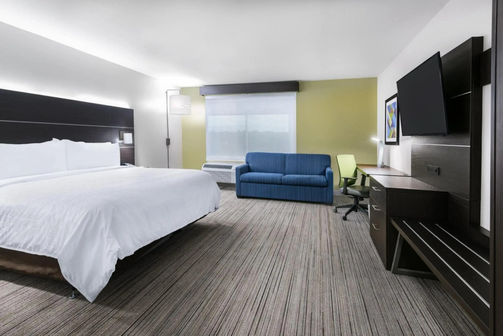 Holiday Inn Express & Suites- Sugar Land SE - Missouri City by IHG