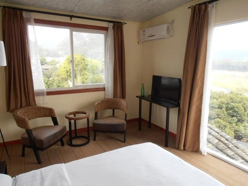 Yangshuo River Times Hotel