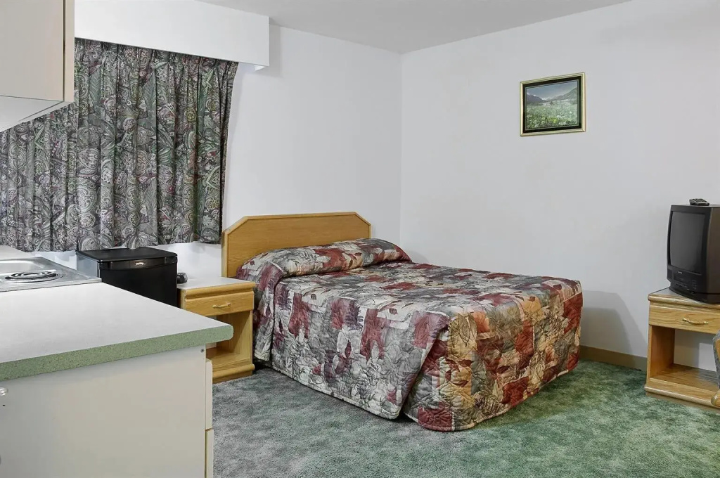 Canadas Best Value Inn Mile-0-Motel Lillooet