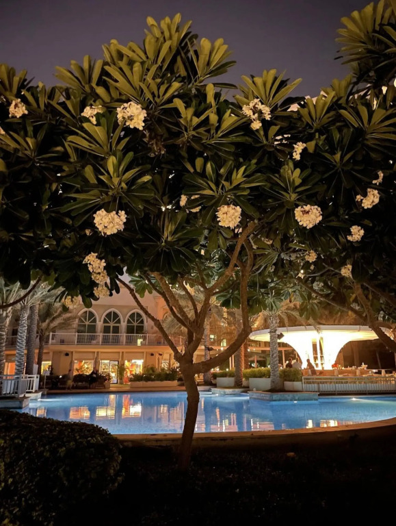 2BR on Palm Jumeirah With Beach and Complimentary Golf