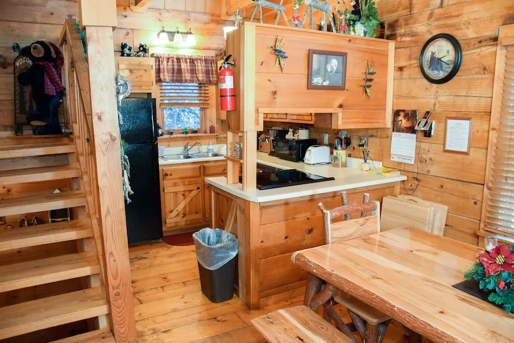 SWEET SERENITY - 2 Bedrooms, 2 Baths, Sleeps 6 home