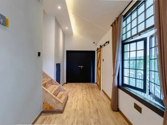 Huozhe Unhurried Yard Hostel