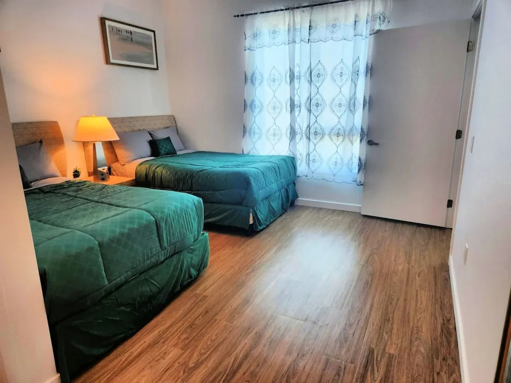 StaysPro - Cityscape Luxury Rental Homes in the Heart of Los Angeles