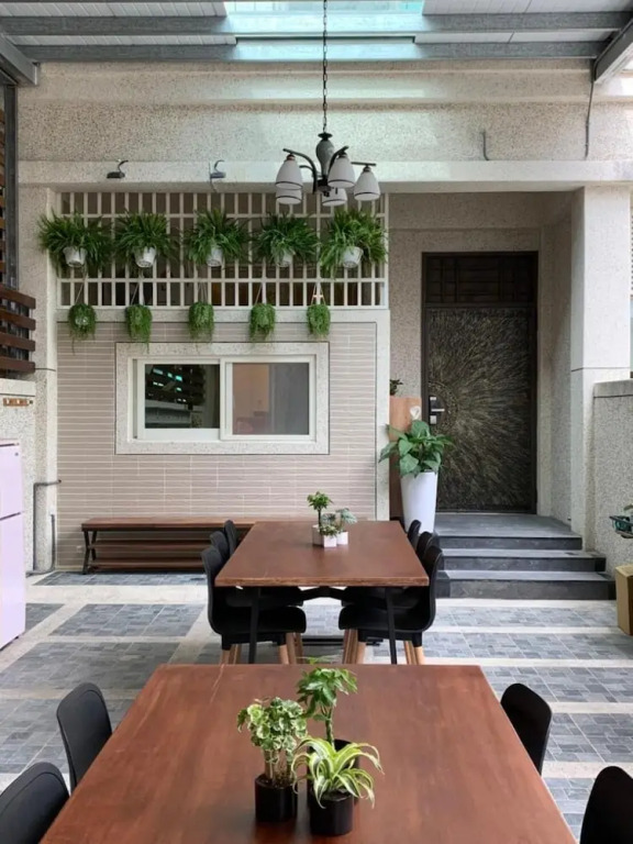 910 Hostel