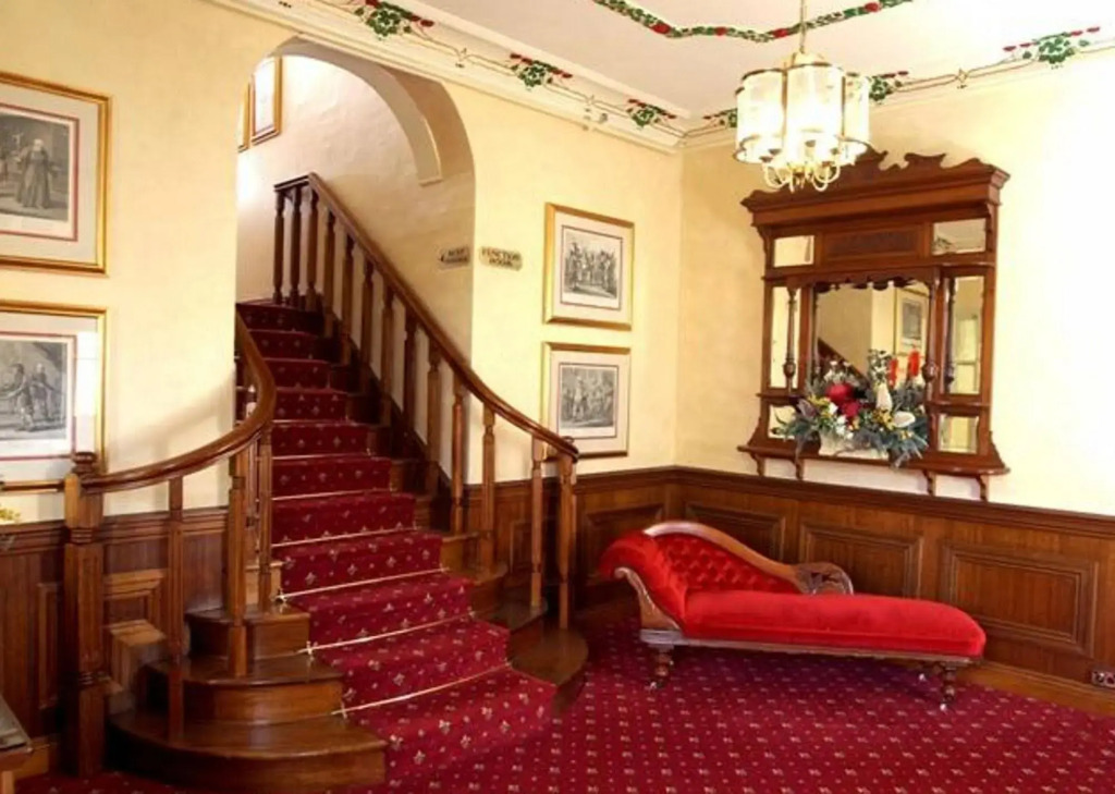 Mountain Heritage Hotel