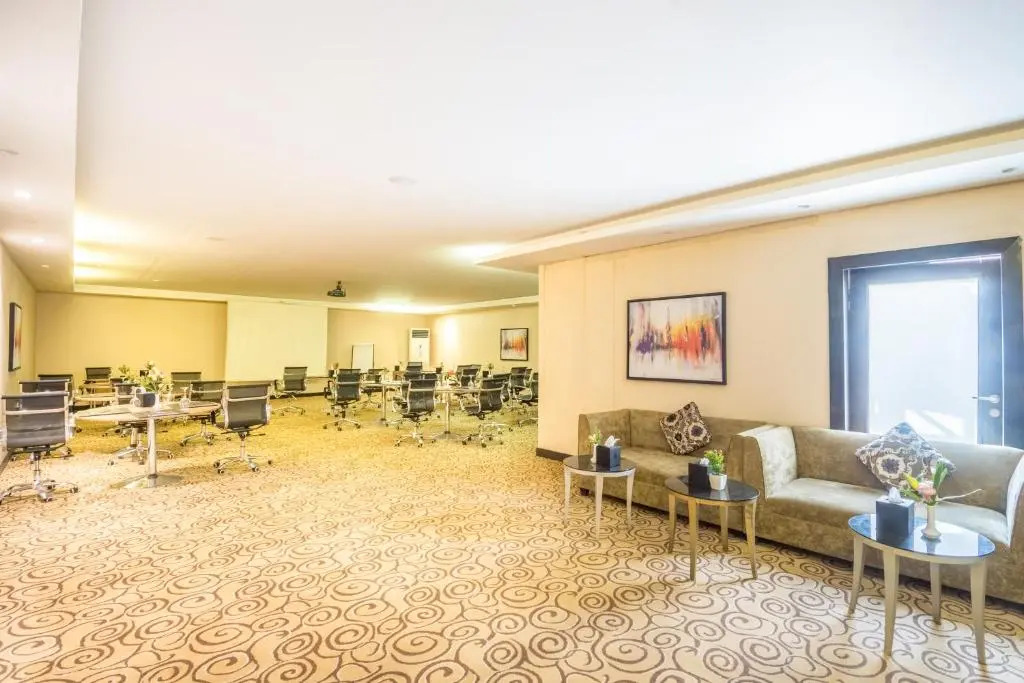 Grand Plaza Hotel - Takhasosi Riyadh