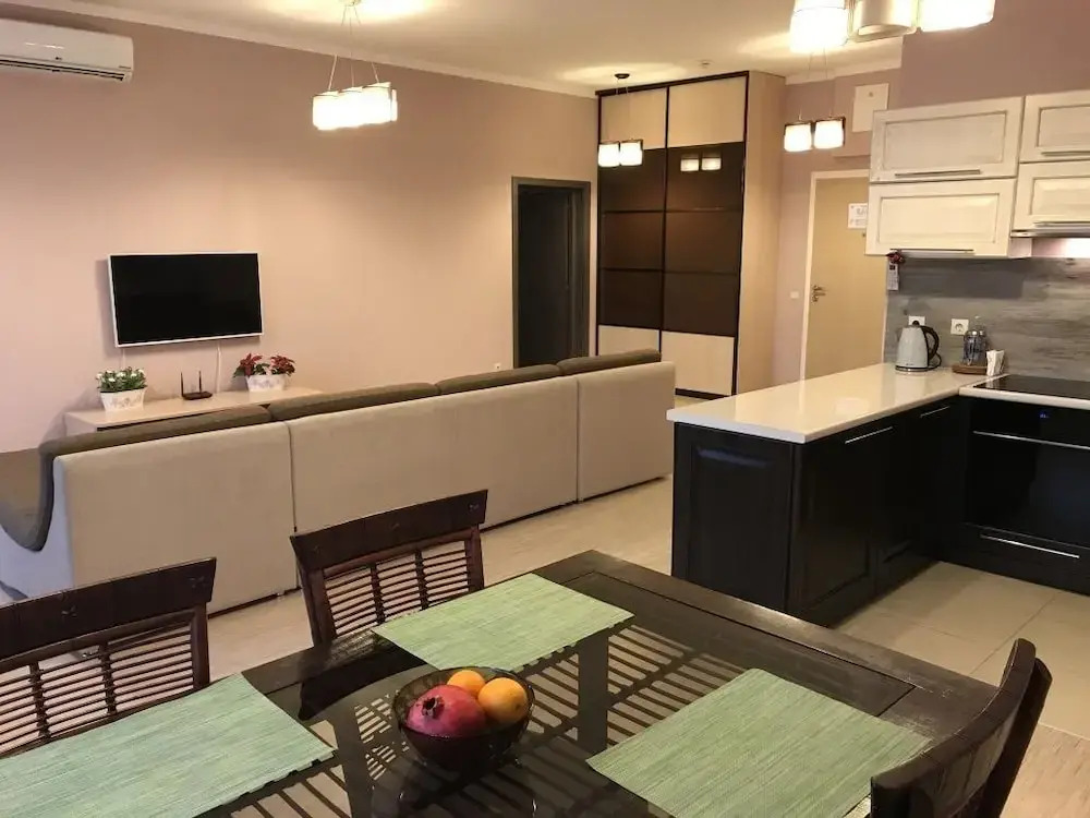 Fenix Deluxe Apartment on Parusnaya 21 - 503